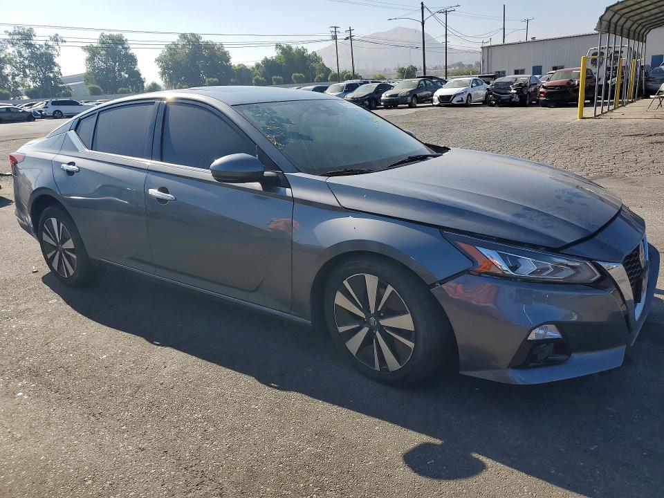 Auction sale of the 2020 Nissan Altima, vin: 1N4BL4DV3LC253707, lot number: 57731576