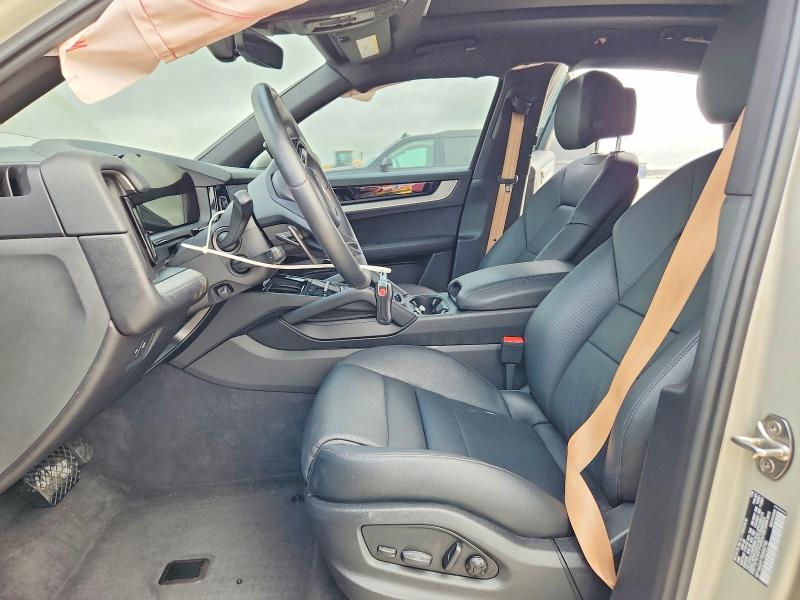 57321086 :رقم المزاد ، WP1AA2AY7SDA02792 vin ، 2025 Porsche Cayenne مزاد بيع