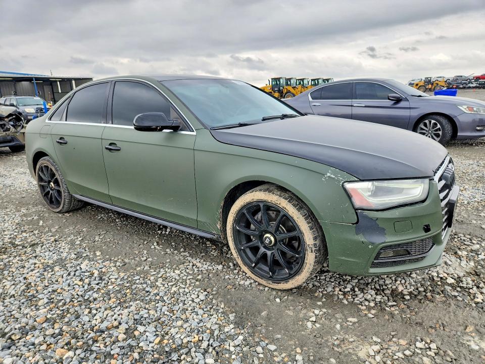 2015 Audi A4 მანქანა იყიდება აუქციონზე, vin: WAUFFAFL2FN025605, აუქციონის ნომერი: 58928416