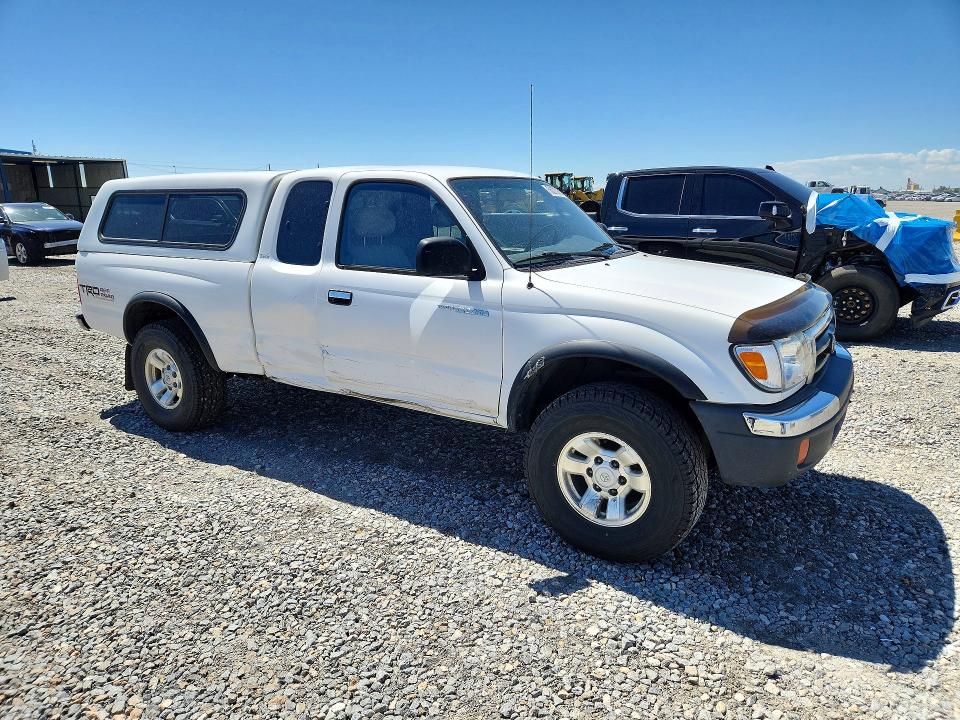 56078986 :رقم المزاد ، 5TEWN72NXYZ700939 vin ، 2000 Toyota Tacoma مزاد بيع