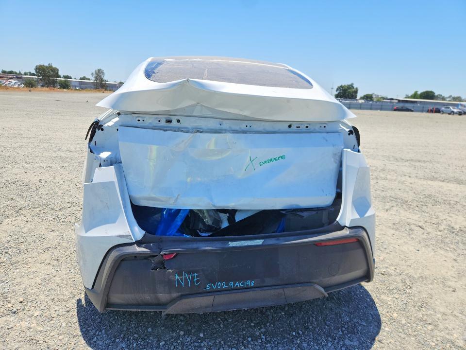 Продажа на аукционе авто 2026 Tesla Model Y, vin: 7SAYGDED1TA618399, номер лота: 55465256