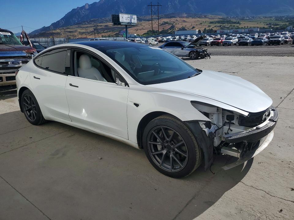 Продаж на аукціоні авто 2022 Tesla Model 3, vin: 5YJ3E1EB3NF109950, номер лоту: 55807376