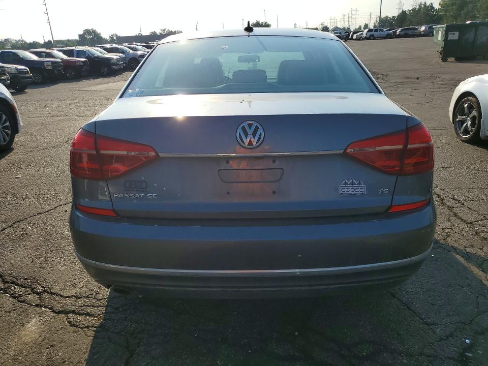 Продаж на аукціоні авто 2016 Volkswagen Passat, vin: 1VWBT7A3XGC035345, номер лоту: 58136846