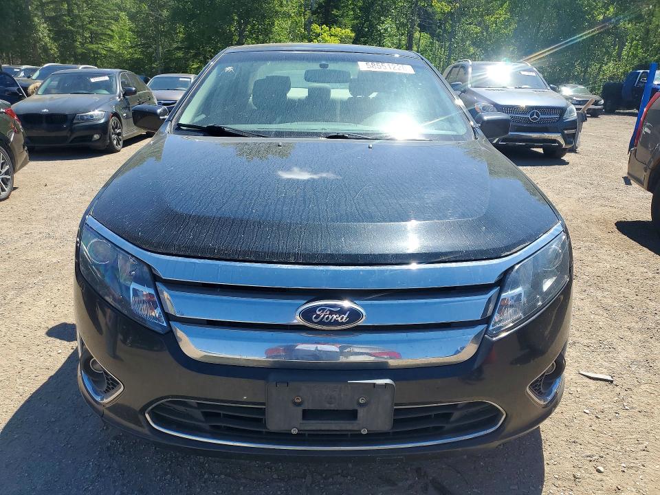 58551226 :رقم المزاد ، 3FAHP0JA1CR172795 vin ، 2012 Ford Fusion مزاد بيع
