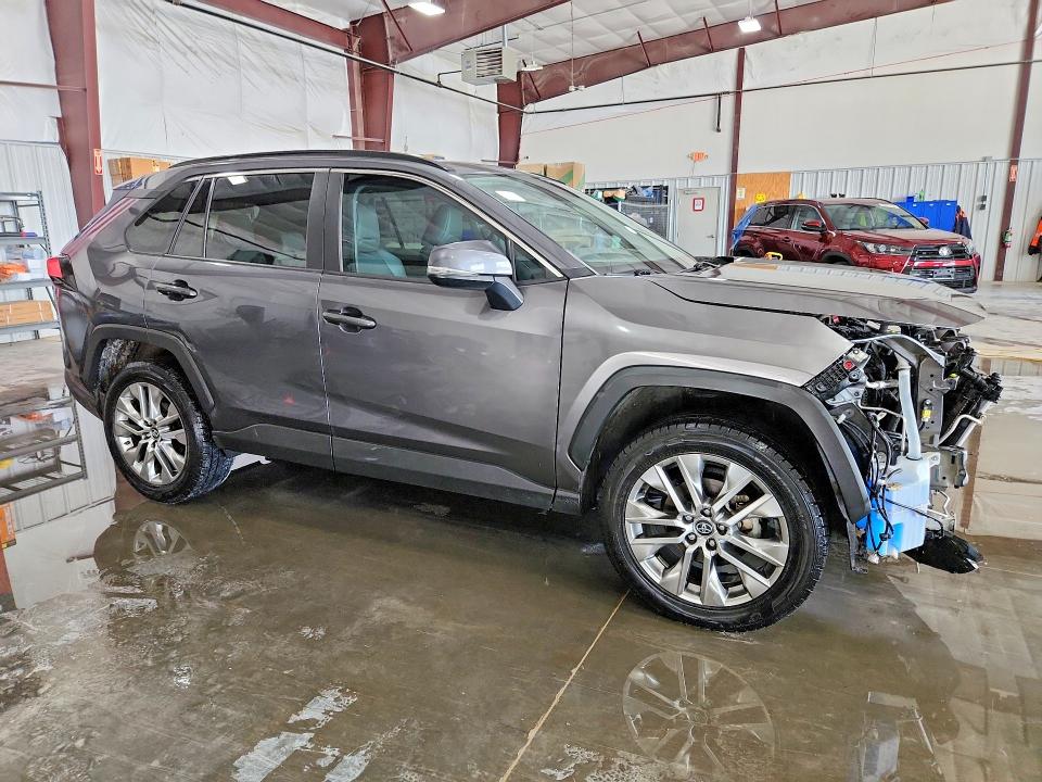 2020 Toyota Rav4 მანქანა იყიდება აუქციონზე, vin: 2T3C1RFV0LC070908, აუქციონის ნომერი: 56247356