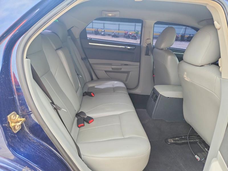 56131726 :رقم المزاد ، 2C3KA53G36H412059 vin ، 2006 Chrysler 300 مزاد بيع