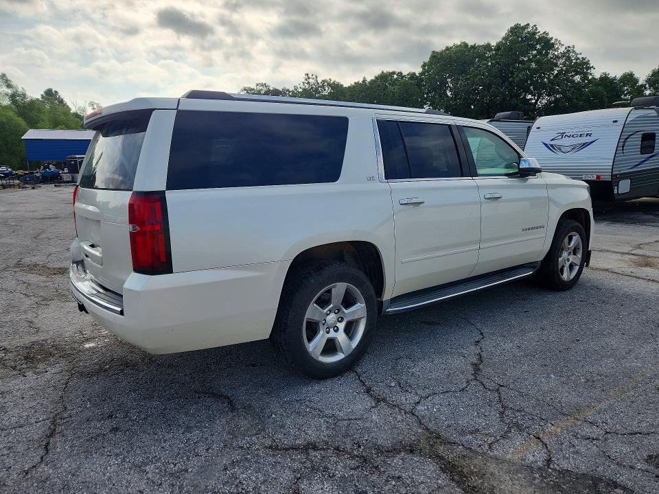 Продаж на аукціоні авто 2015 Chevrolet Suburban, vin: 1GNSKKKC0FR253790, номер лоту: 58042946