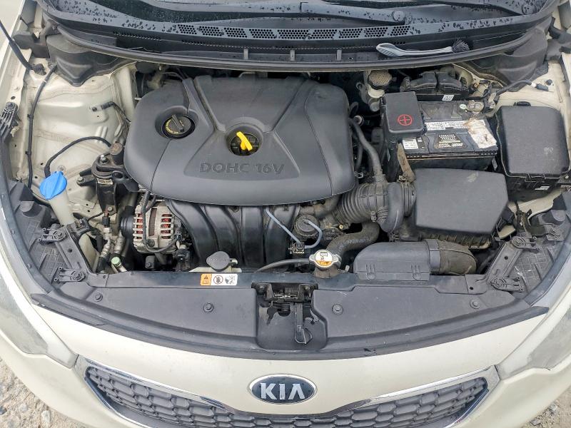 56876796 :رقم المزاد ، KNAFK4A60F5392565 vin ، 2015 Kia Forte مزاد بيع