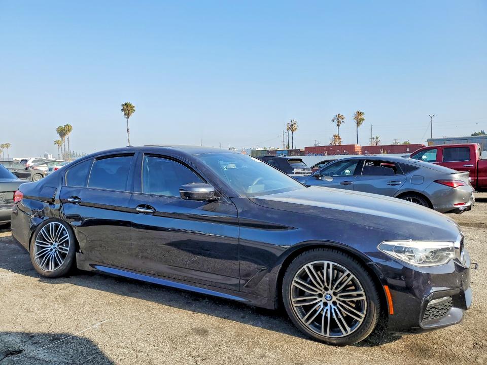 56364106 :رقم المزاد ، WBAJE5C32HG915165 vin ، 2017 Bmw 540 مزاد بيع