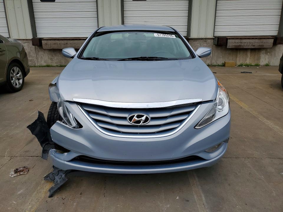 57705246 :رقم المزاد ، 5NPEB4AC2DH587164 vin ، 2013 Hyundai Sonata مزاد بيع