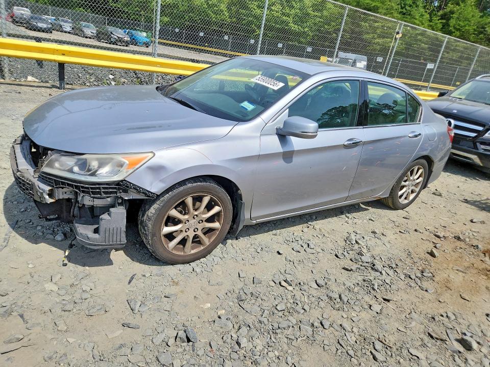 2017 Honda Accord მანქანა იყიდება აუქციონზე, vin: 1HGCR3F85HA010404, აუქციონის ნომერი: 55900056