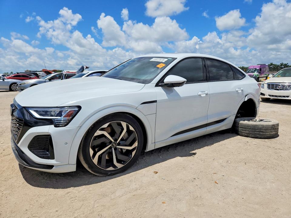 Aukcja sprzedaży 2024 Audi Q8 E-tron, vin: WA1CAAGE0RB062575, numer aukcji: 55833826