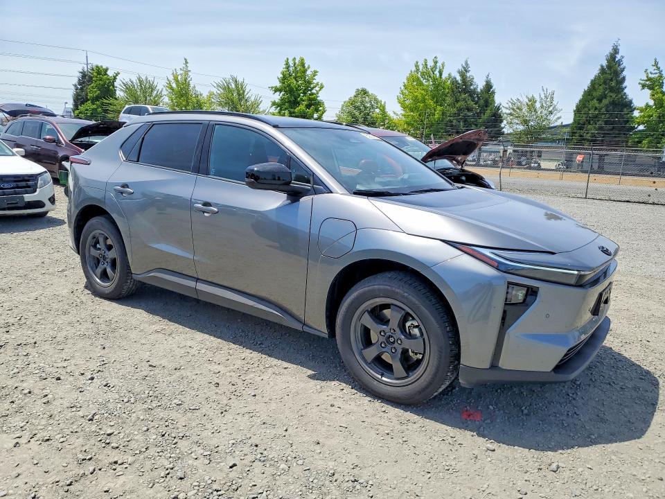 55624676 :رقم المزاد ، JTMBCAEB2TA006655 vin ، 2026 Toyota Bz مزاد بيع