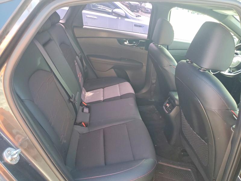 2021 Kia Forte მანქანა იყიდება აუქციონზე, vin: 3KPF44AC6ME321651, აუქციონის ნომერი: 58391316