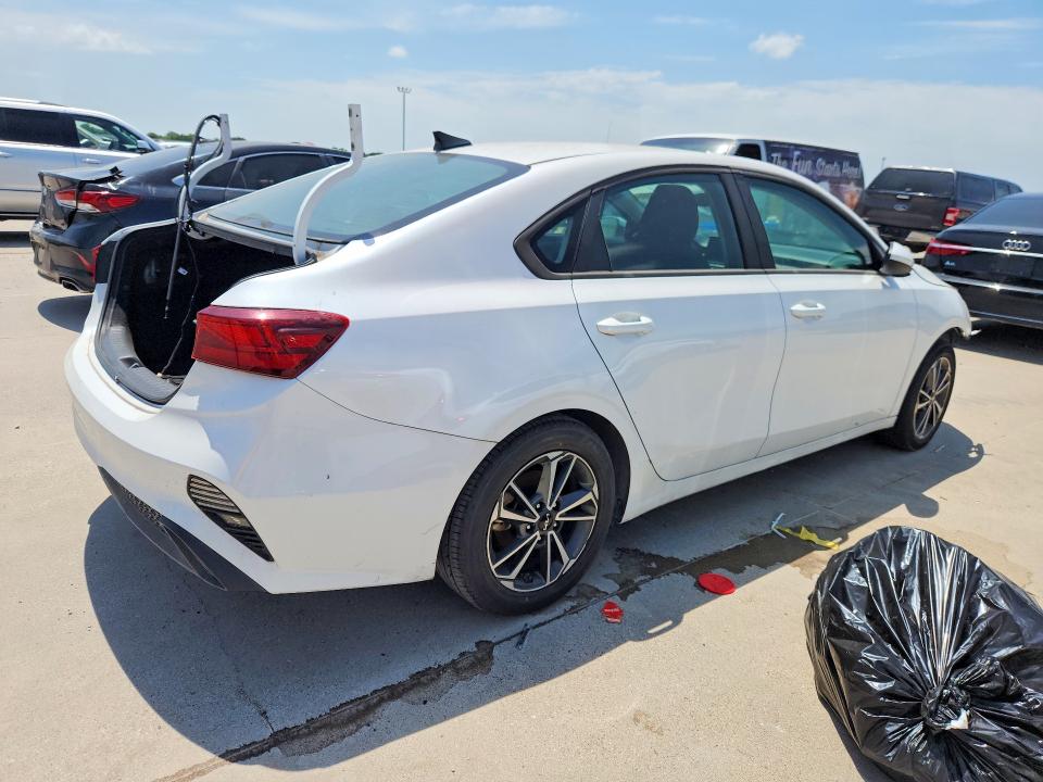 2022 Kia Forte მანქანა იყიდება აუქციონზე, vin: 3KPF24AD9NE465503, აუქციონის ნომერი: 58970266