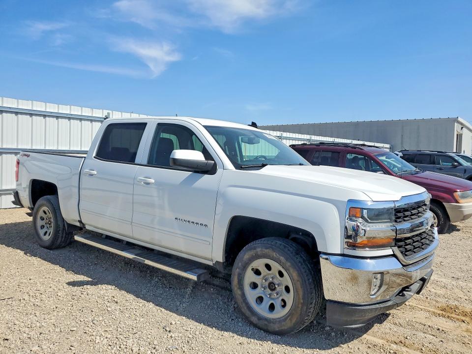2017 Chevrolet Silverado მანქანა იყიდება აუქციონზე, vin: 3GCUKREC4HG172798, აუქციონის ნომერი: 54965916