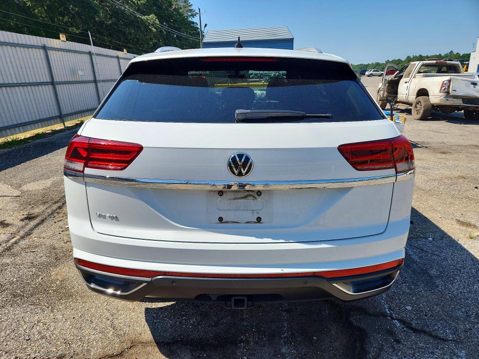 56799616 :رقم المزاد ، 1V2JE2CA3NC200204 vin ، 2022 Volkswagen Atlas Cross Sport مزاد بيع