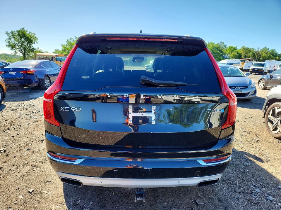 57021616 :رقم المزاد ، YV4A22PL2G1014851 vin ، 2016 Volvo Xc90 مزاد بيع