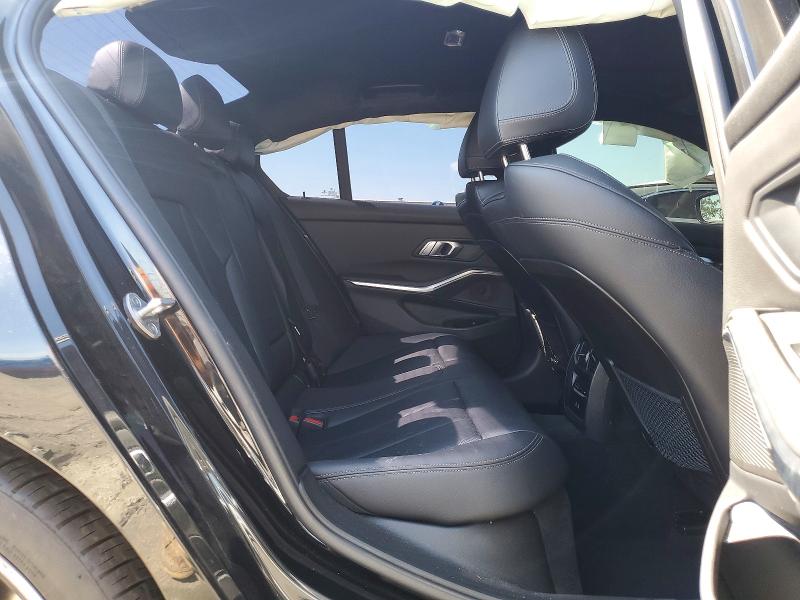 57353716 :رقم المزاد ، 3MW5U7J08N8C46158 vin ، 2022 Bmw M340i مزاد بيع