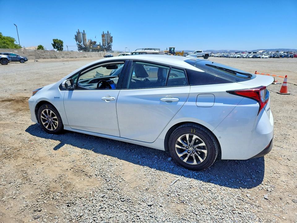 Продажа на аукционе авто 2022 Toyota Prius, vin: JTDKAMFU8N3186156, номер лота: 57973226