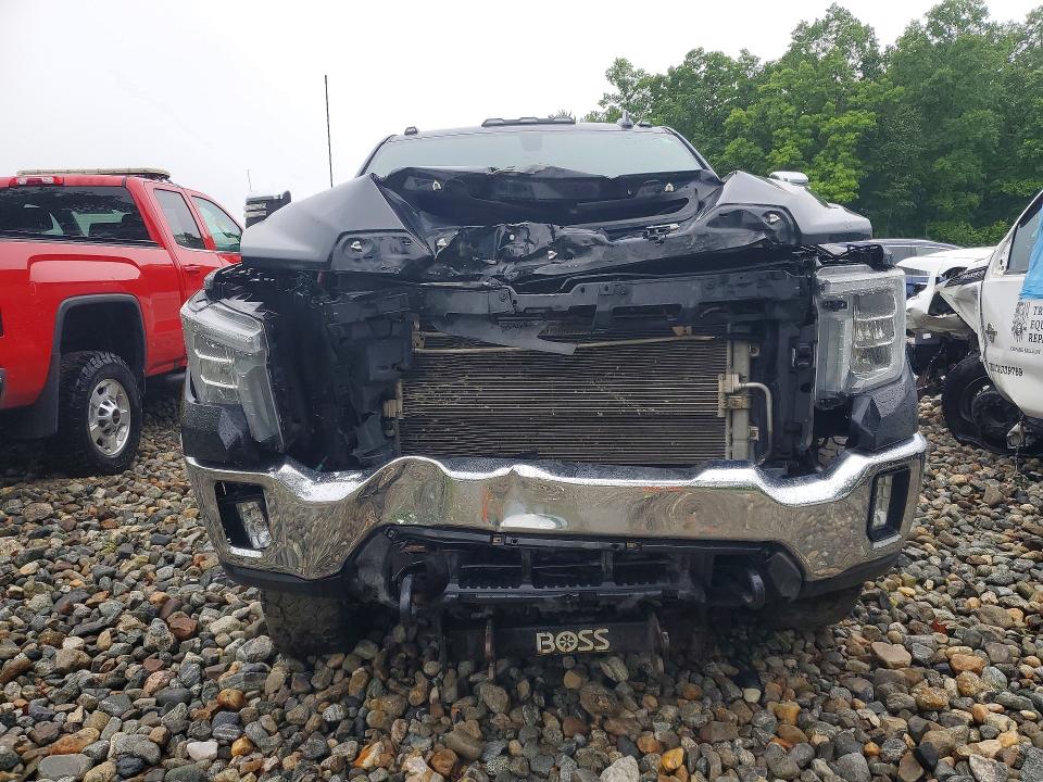 58228776 :رقم المزاد ، 1GT49NEY3NF158372 vin ، 2022 Gmc Sierra مزاد بيع