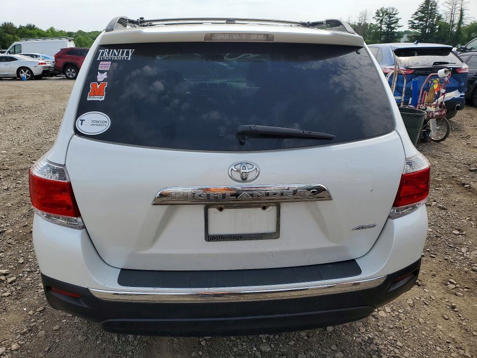 2011 Toyota Highlander მანქანა იყიდება აუქციონზე, vin: 5TDBK3EH1BS062252, აუქციონის ნომერი: 56931656