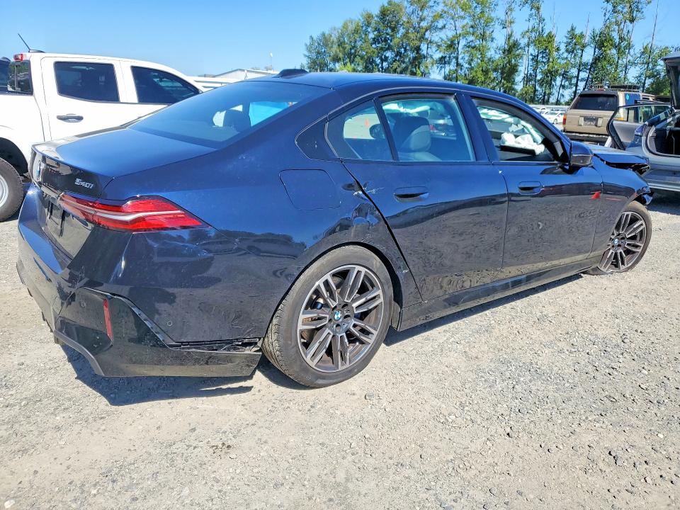 55471866 :رقم المزاد ، WBA63FJ04RCR91182 vin ، 2024 Bmw 540 مزاد بيع