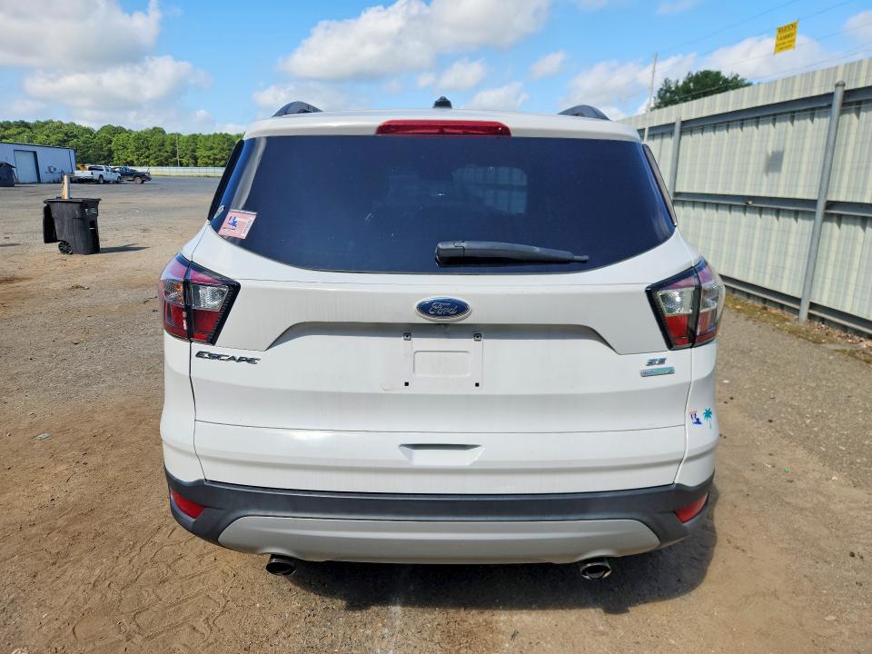 Продаж на аукціоні авто 2018 Ford Escape, vin: 1FMCU0GD7JUC64879, номер лоту: 55820066
