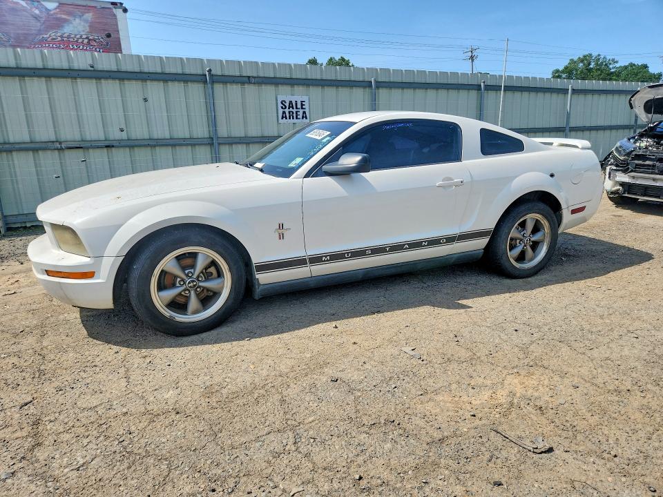 2006 Ford Mustang მანქანა იყიდება აუქციონზე, vin: 1ZVFT80N965232374, აუქციონის ნომერი: 58516546