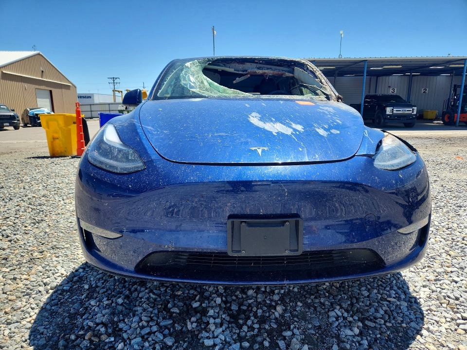 56144766 :رقم المزاد ، 7SAYGAEEXRF023506 vin ، 2024 Tesla Model Y مزاد بيع