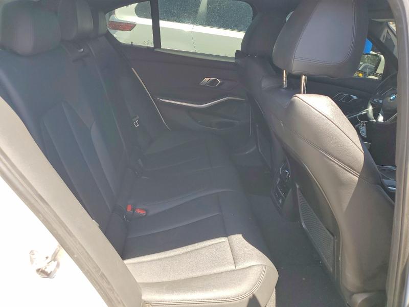 57510916 :رقم المزاد ، 3MW5R1J01L8B21272 vin ، 2020 Bmw 330i مزاد بيع
