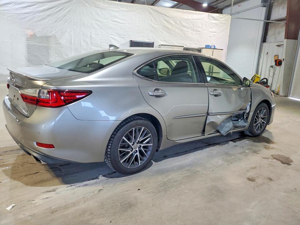 55231336 :رقم المزاد ، JTHBK1GG7G2236332 vin ، 2016 Lexus Es مزاد بيع