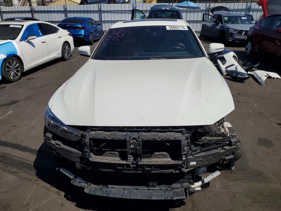 59005776 :رقم المزاد ، WBY73AW05RFR79932 vin ، 2024 Bmw I4 مزاد بيع