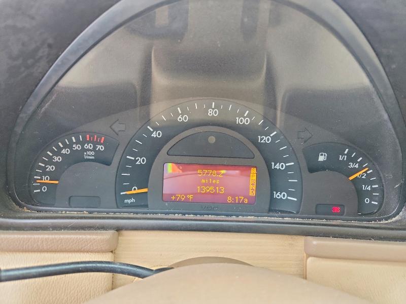 56456326 :رقم المزاد ، WDBRF61J23A405676 vin ، 2003 Mercedes-benz C مزاد بيع