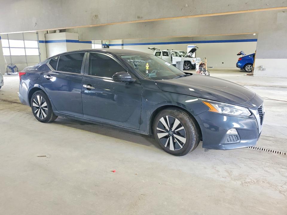 2021 Nissan Altima მანქანა იყიდება აუქციონზე, vin: 1N4BL4DV4MN362912, აუქციონის ნომერი: 56455406