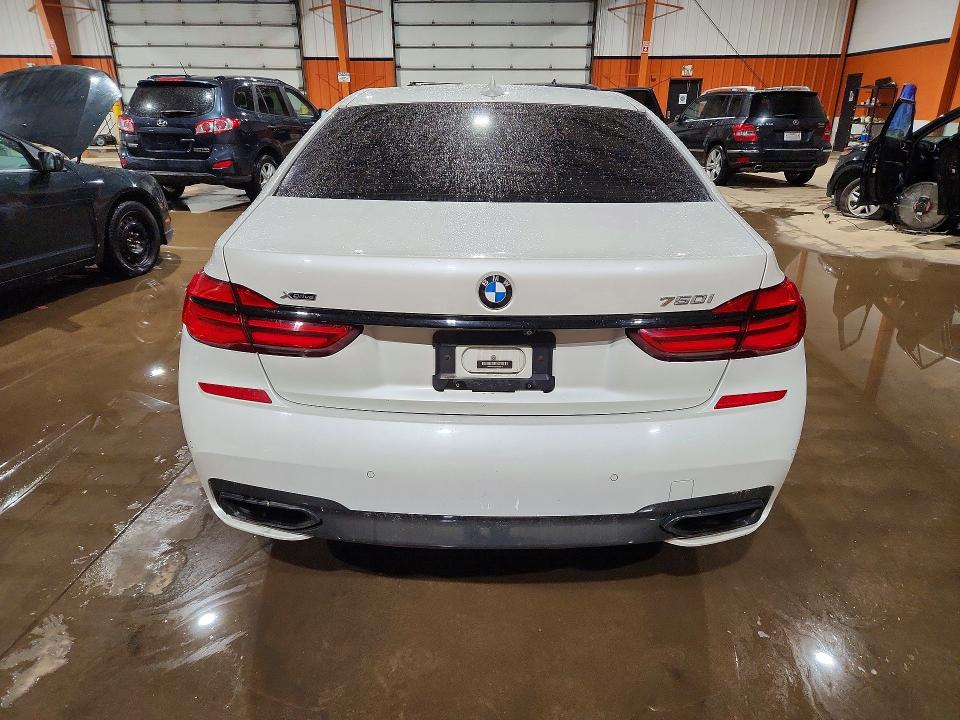 Продаж на аукціоні авто 2016 Bmw 750, vin: WBA7B0C52GGF92213, номер лоту: 55951756