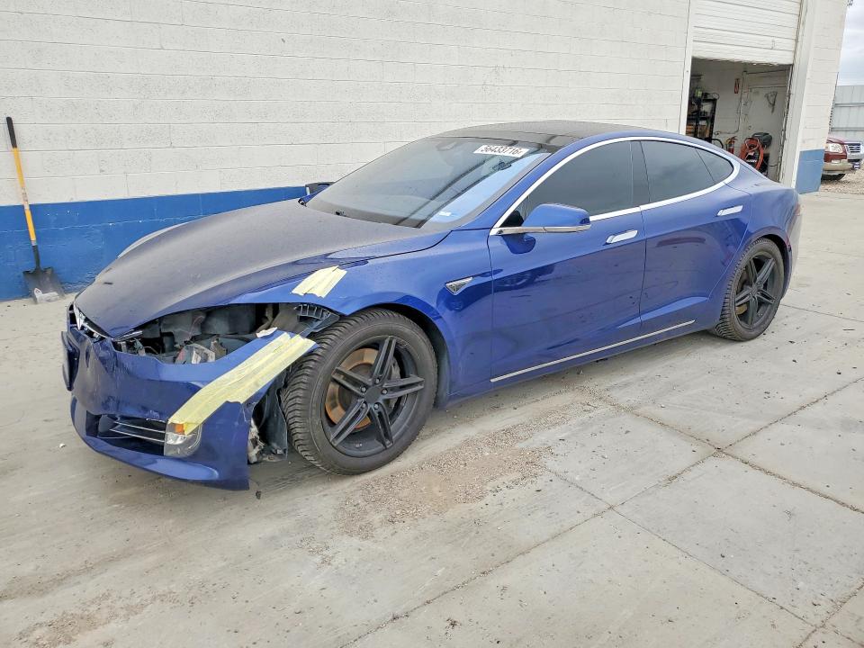 Продажа на аукционе авто 2016 Tesla Model S, vin: 5YJSA1E25GF136948, номер лота: 56433716