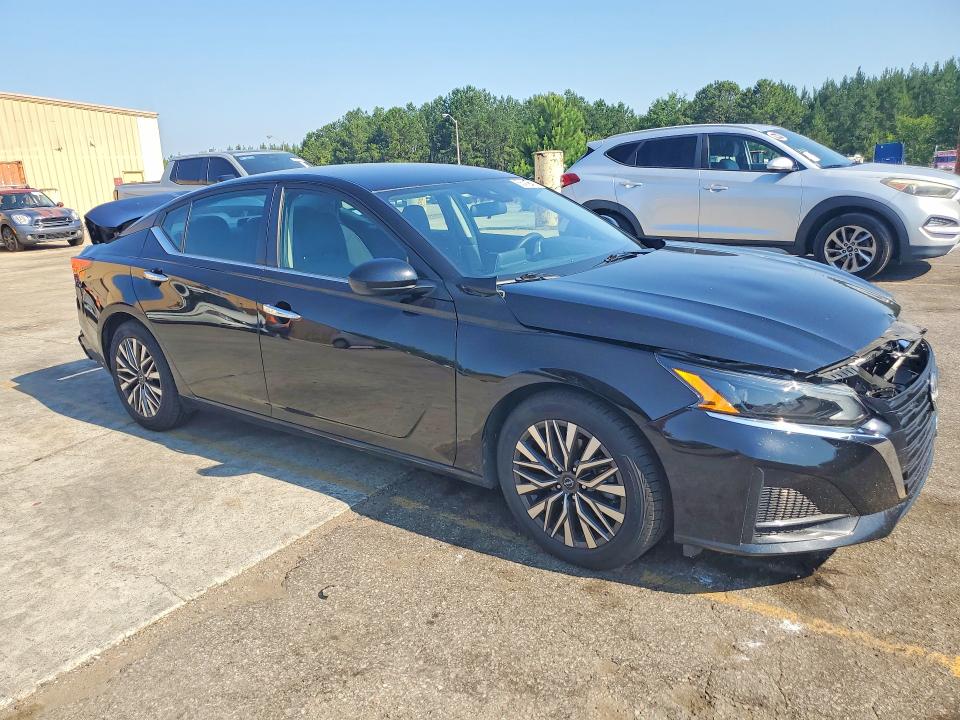 56412586 :رقم المزاد ، 1N4BL4DV8PN347463 vin ، 2023 Nissan Altima مزاد بيع