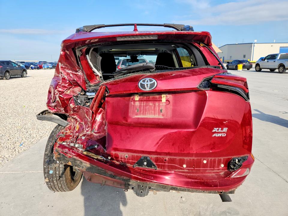 Aukcja sprzedaży 2018 Toyota Rav4, vin: 2T3RFREV7JW709603, numer aukcji: 55905436