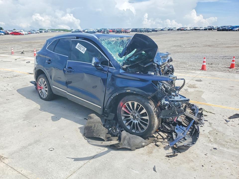 56502126 :رقم المزاد ، 5LMCJ1A94FUJ00920 vin ، 2015 Lincoln Mkc مزاد بيع