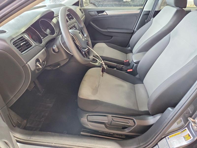 57909776 :رقم المزاد ، 3VW2B7AJ3HM356953 vin ، 2017 Volkswagen Jetta مزاد بيع