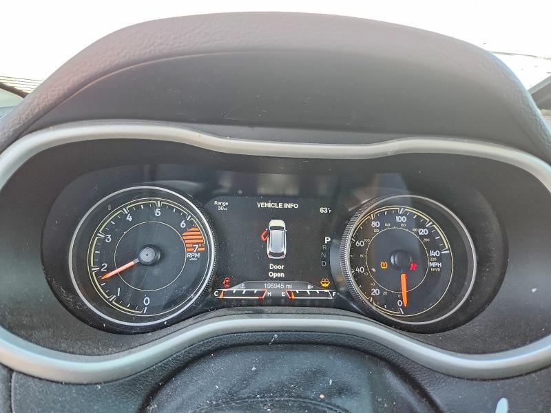 58031156 :رقم المزاد ، 1C4PJLDB7HW547428 vin ، 2017 Jeep Cherokee مزاد بيع