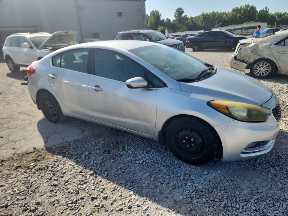 2014 Kia Forte მანქანა იყიდება აუქციონზე, vin: KNAFX4A80E5114301, აუქციონის ნომერი: 85624615