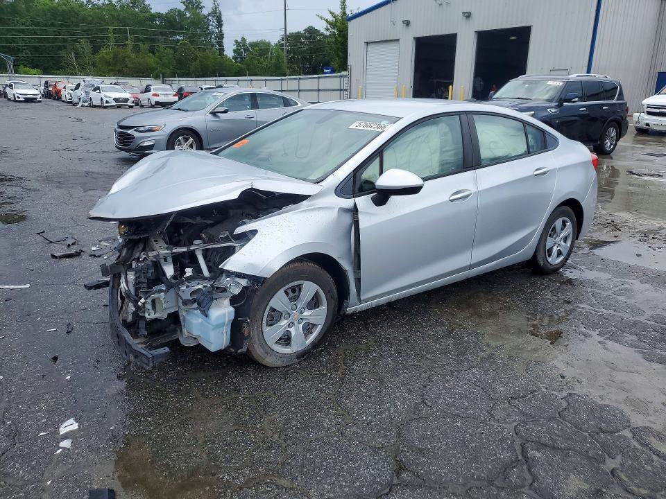 Продаж на аукціоні авто 2018 Chevrolet Cruze, vin: 1G1BC5SM7J7141274, номер лоту: 57662366