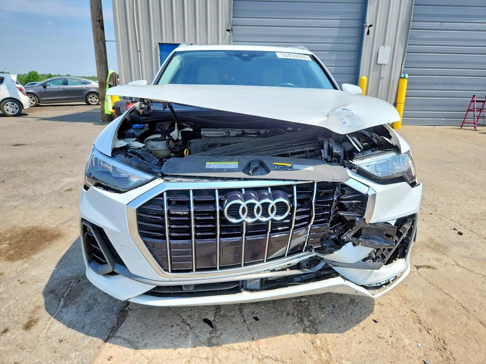 55453826 :رقم المزاد ، WA1DECF31L1102356 vin ، 2020 Audi Q3 مزاد بيع