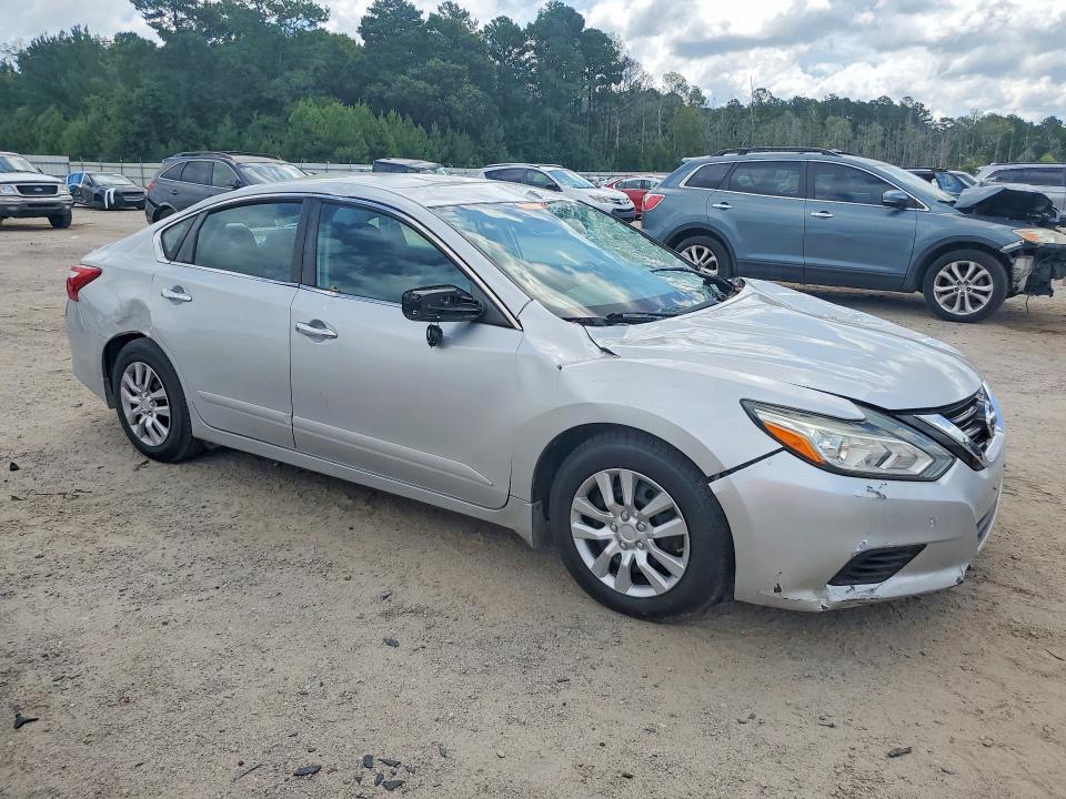 Продажа на аукционе авто 2017 Nissan Altima, vin: 1N4AL3APXHC247146, номер лота: 58403336