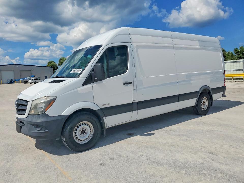 2015 Mercedes Benz Sprinter მანქანა იყიდება აუქციონზე, vin: WD3PE8DB2FP124940, აუქციონის ნომერი: 53362366