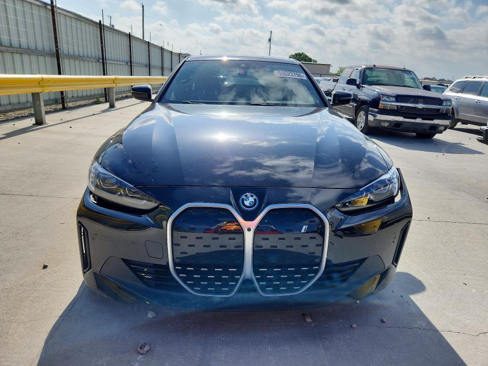 55523796 :رقم المزاد ، WBY43AW08PFR44530 vin ، 2023 Bmw I4 مزاد بيع