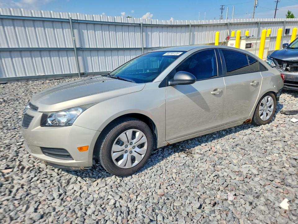 56296126 :رقم المزاد ، 1G1PA5SH1D7261851 vin ، 2013 Chevrolet Cruze مزاد بيع