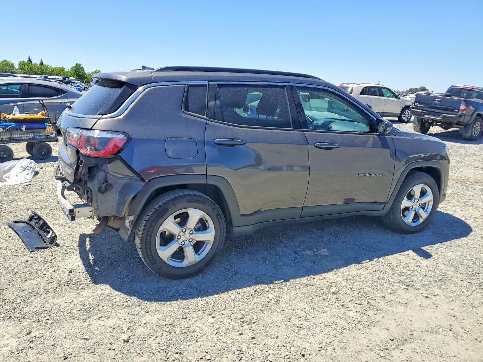 57024836 :رقم المزاد ، 3C4NJCBB6JT466555 vin ، 2018 Jeep Compass مزاد بيع